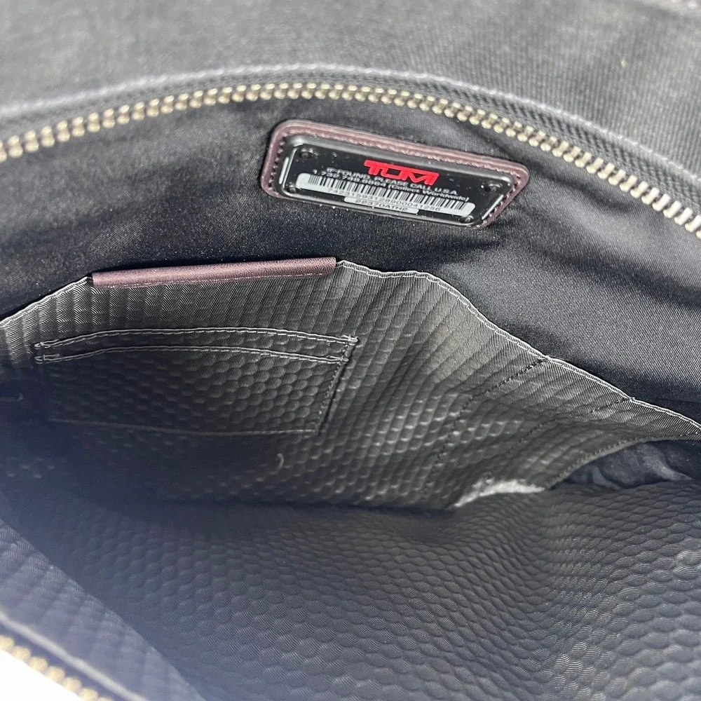 Tumi alpha bravo